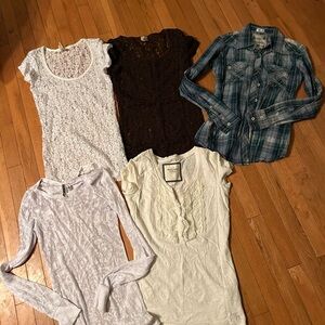 Mixed Women's Tops Bundle of 5 - Lace, Plaid & Knit size small long sleeve
